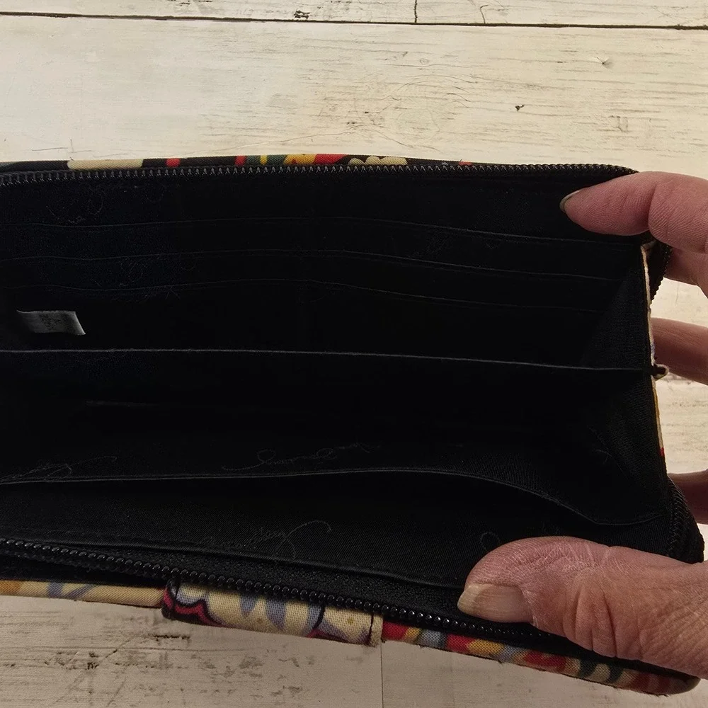 Vera Bradley Turnlock Wallet Provencal Floral Quilted Cotton Black Multi Color - Picture 5 of 7